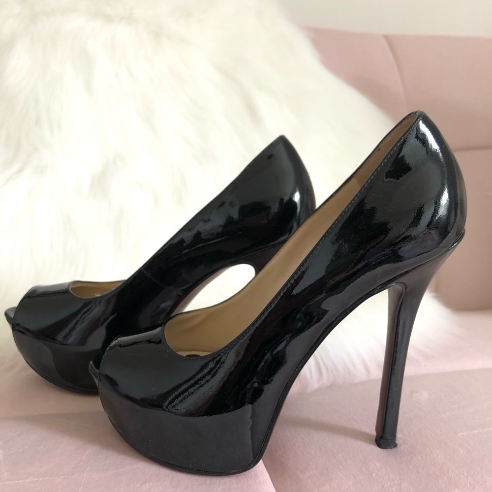 Enzo Angiolini Black Patent Leather Platform Peep Toe Stiletto Heel, Size 4.5M